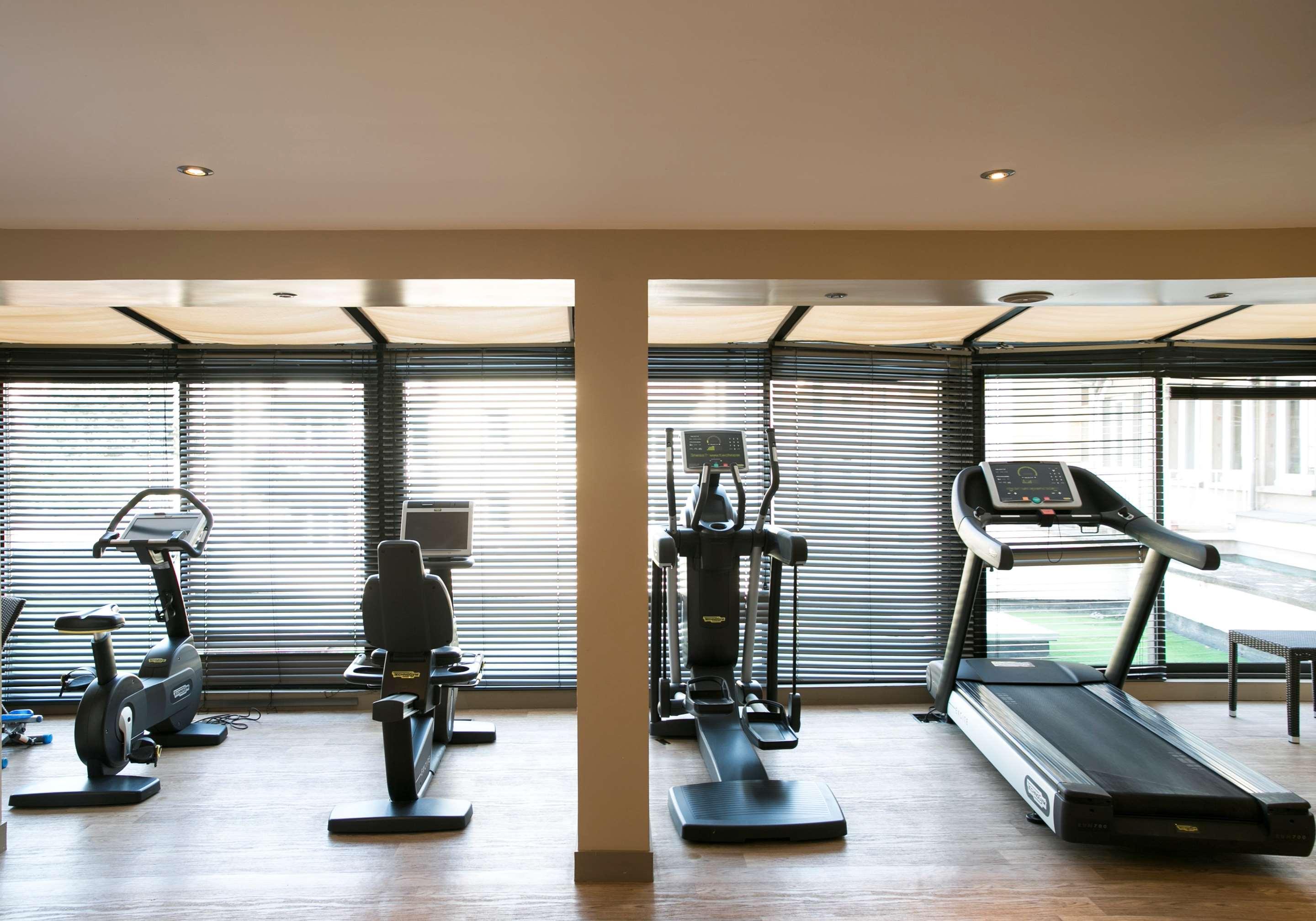 Hotel & Spa Le Grand Monarque, BW Premier Collection Chartres Ngoại thất bức ảnh